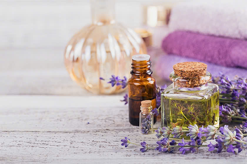 6 Incredible Benefits of Hot Oil Massage