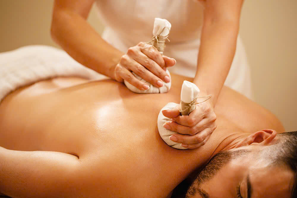 Discover Top 8 the Benefits of Therapeutic Massage for Pain Relief