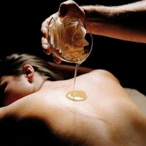 Benefits of Aromatherapy Massage for Relaxation and Stress Relief