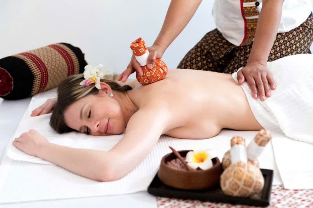Thai Herbal Compress Massage treatment