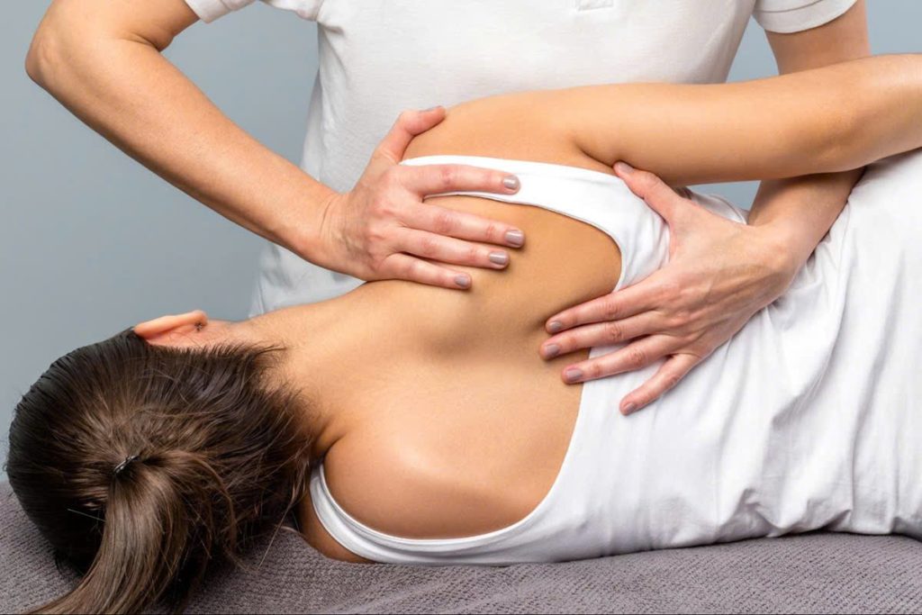 How Massage Therapy Helps Relieve Stiff Neck and Shoulder Tension