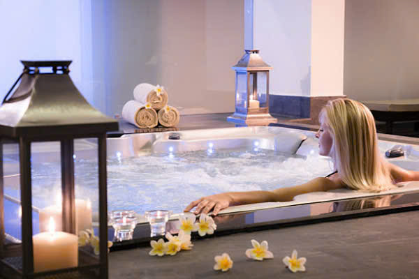 Jacuzzi Massage & Moroccan Bath Massage – Which Suits You Best?
